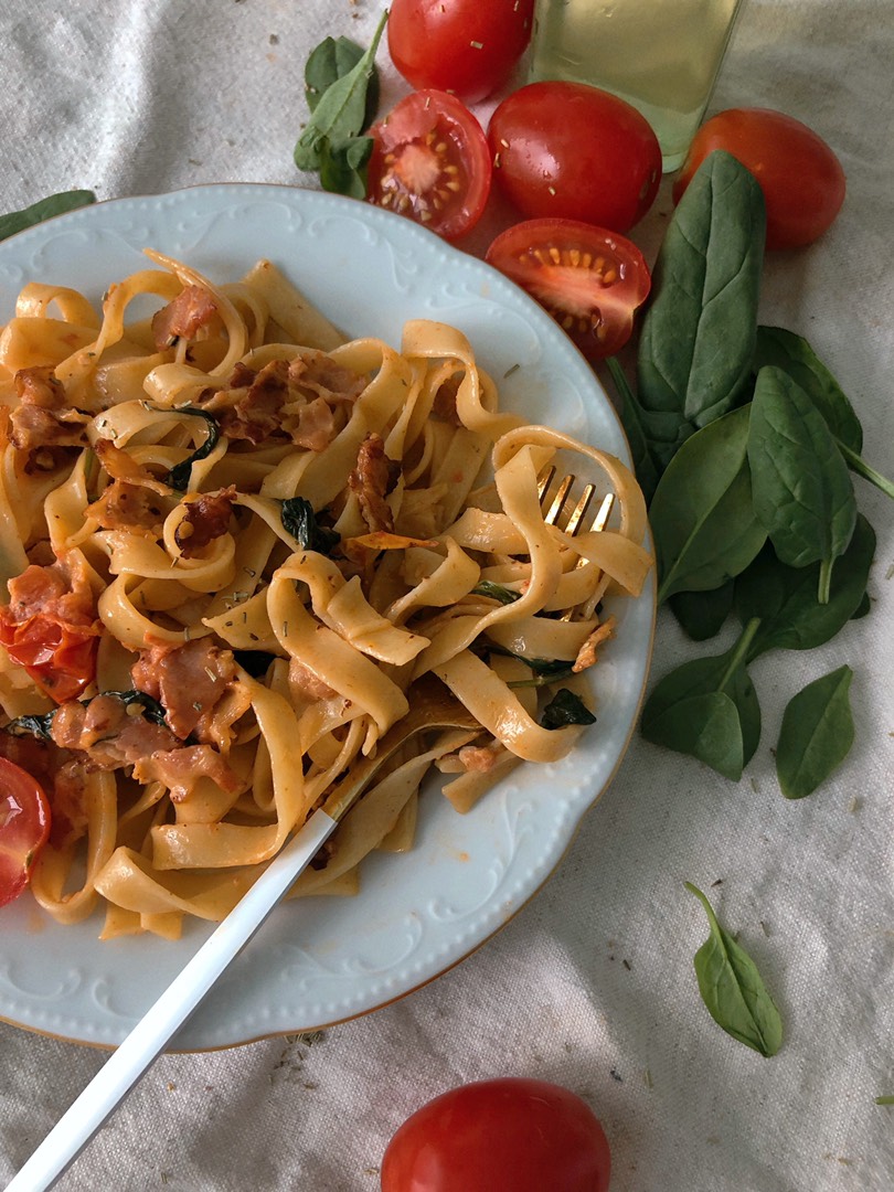 Сливочная паста с беконом 🍝