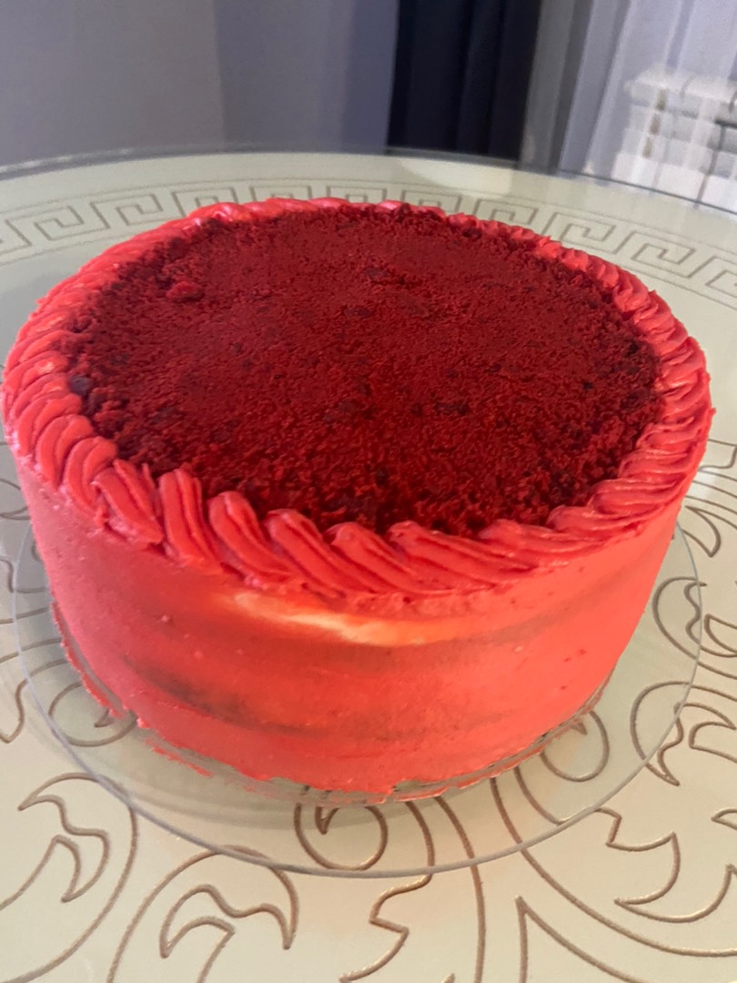 Красный бархат! С днём рождения Директор Александр!!!