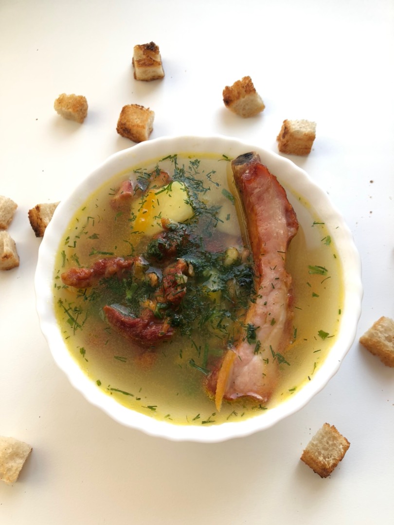 Гороховый суп с рёбрышками копчёными
