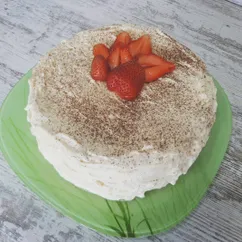 Бисквитный торт с масляным кремом и банановой прослойкой🎂