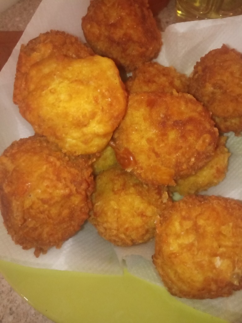 Картофельные шарики с сыром