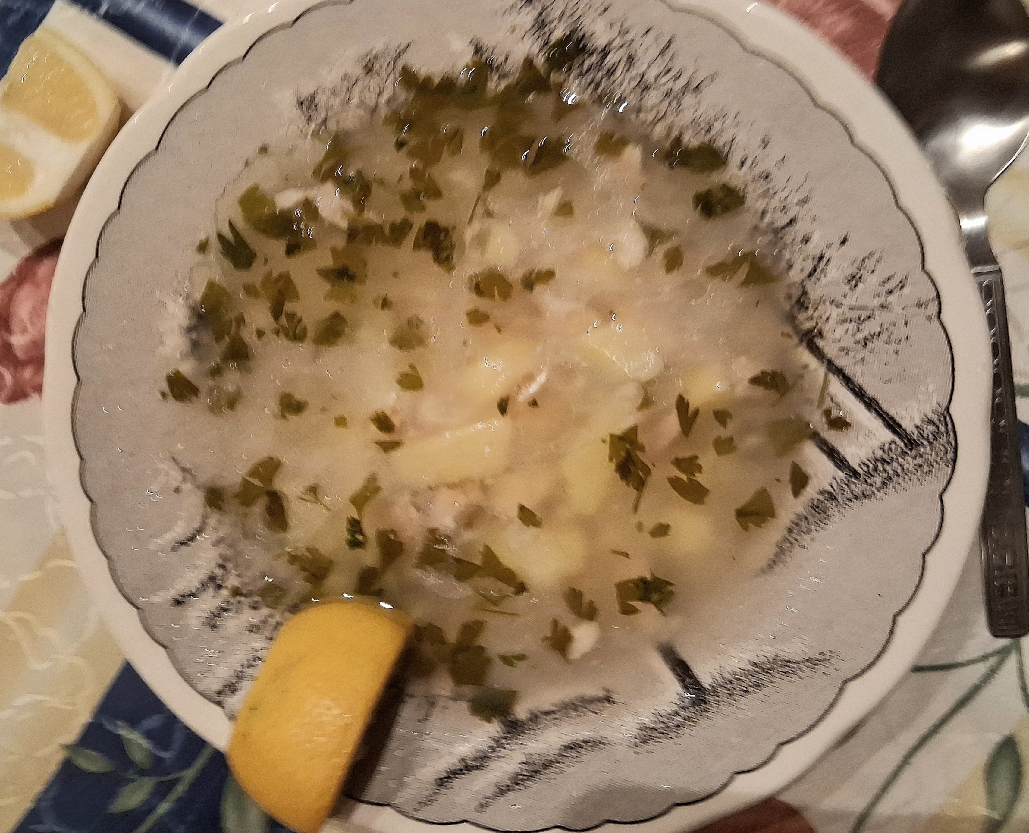 Картофельный суп на курином бульоне