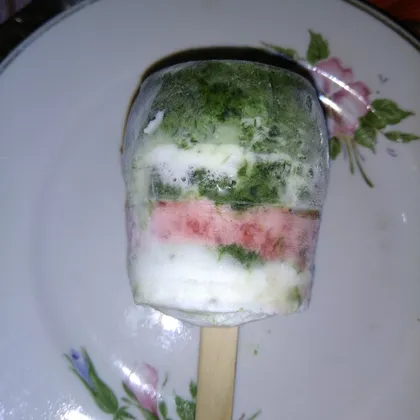 Щавелево~клубничное мороженое 🍦