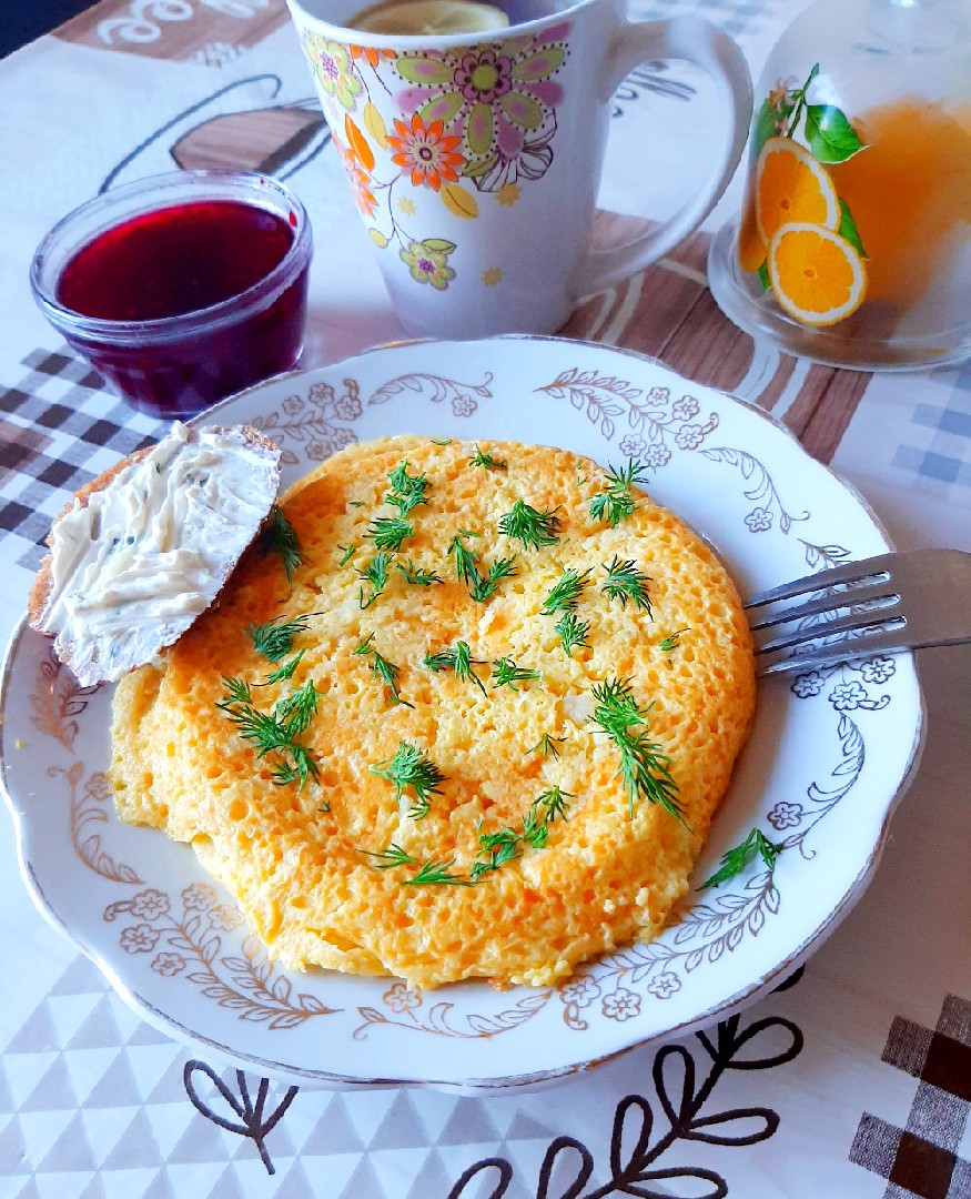 Омлет с сыром🧀