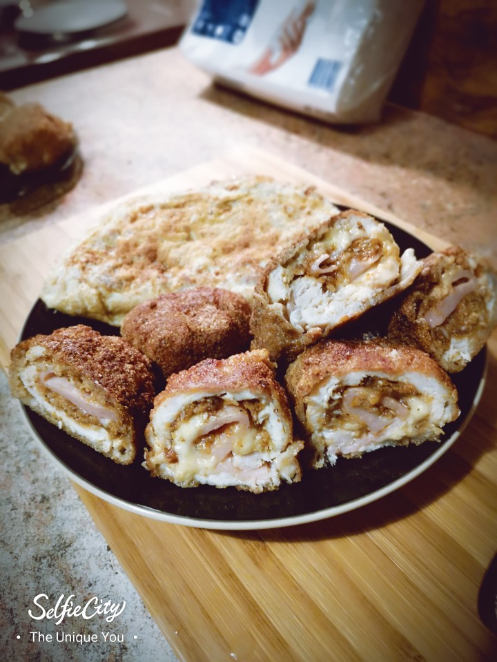 Куриные рулетики с арахисовой пастой