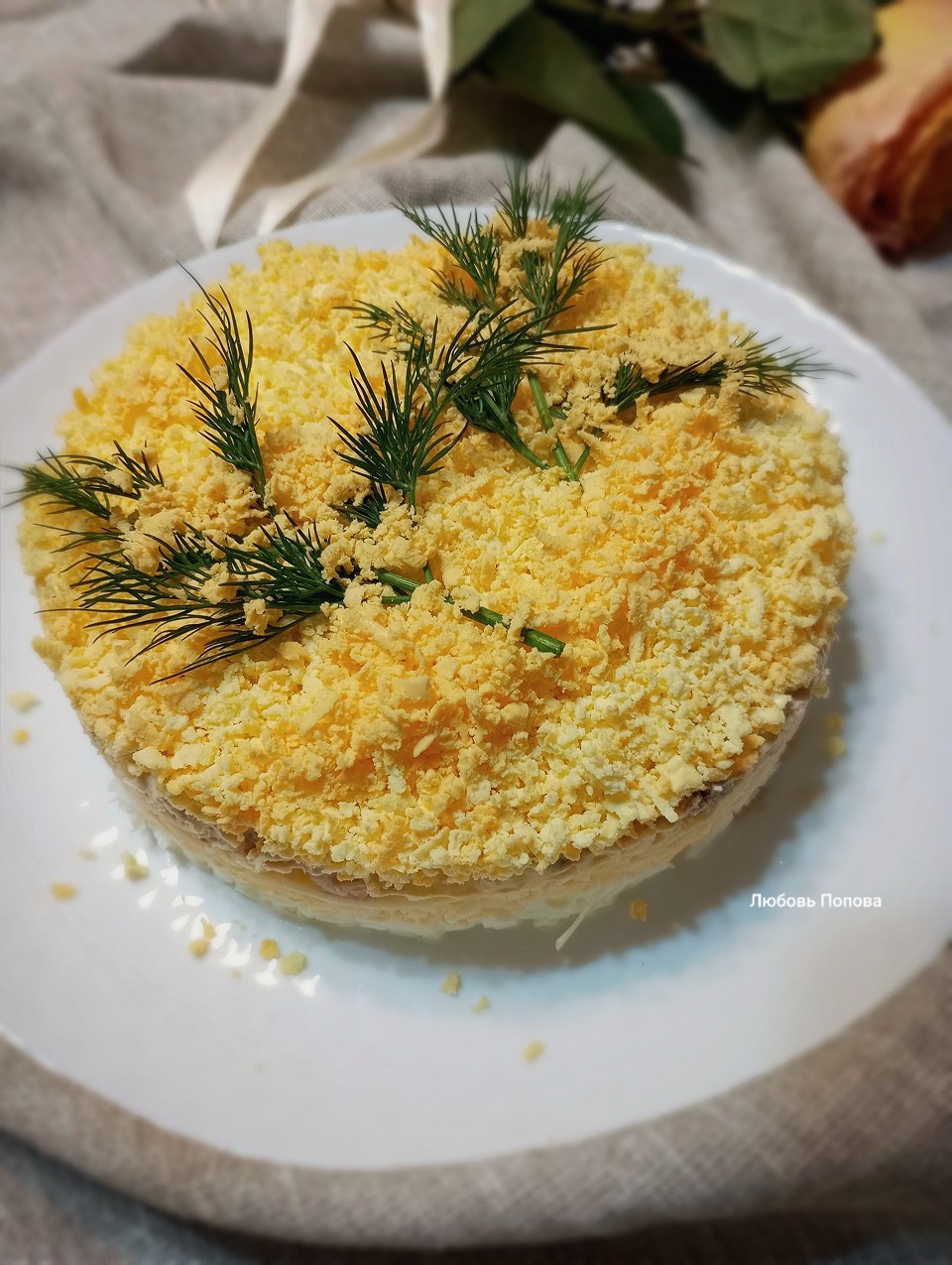 Салат Мимоза с горбушей и сыром