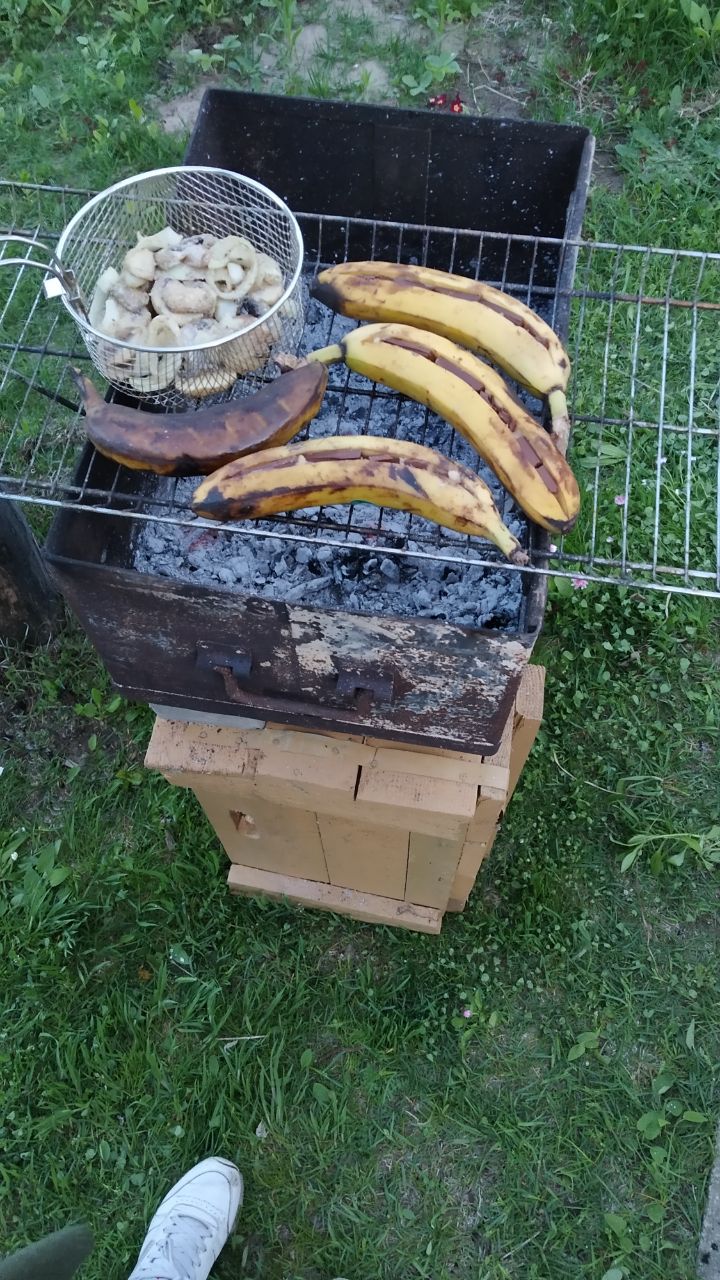 Печёные бананы с шоколадом