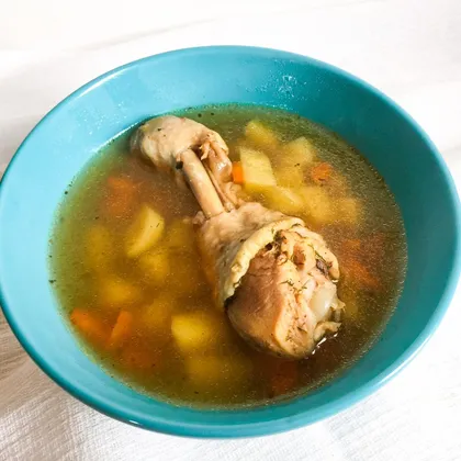 Куриный суп с зелёным горошком в мультиварке-скороварке