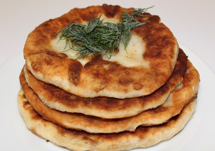 Лепешки с картошкой и фаршем