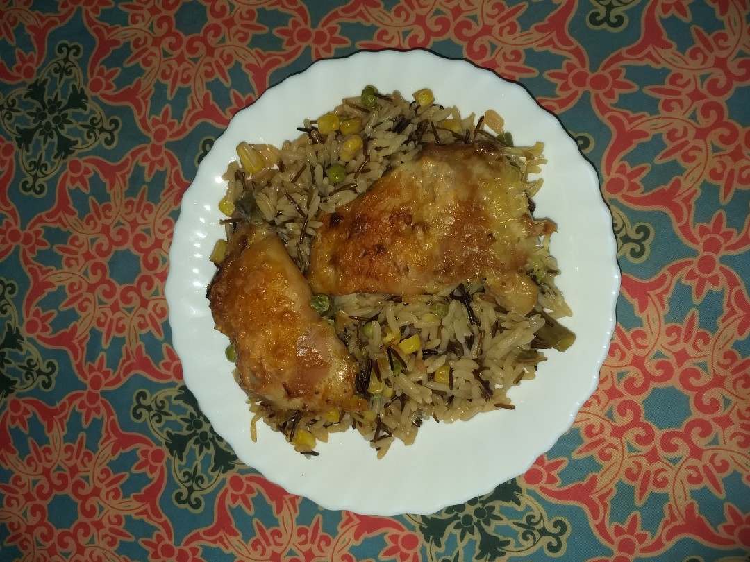 Курица в медовом маринаде на подушке