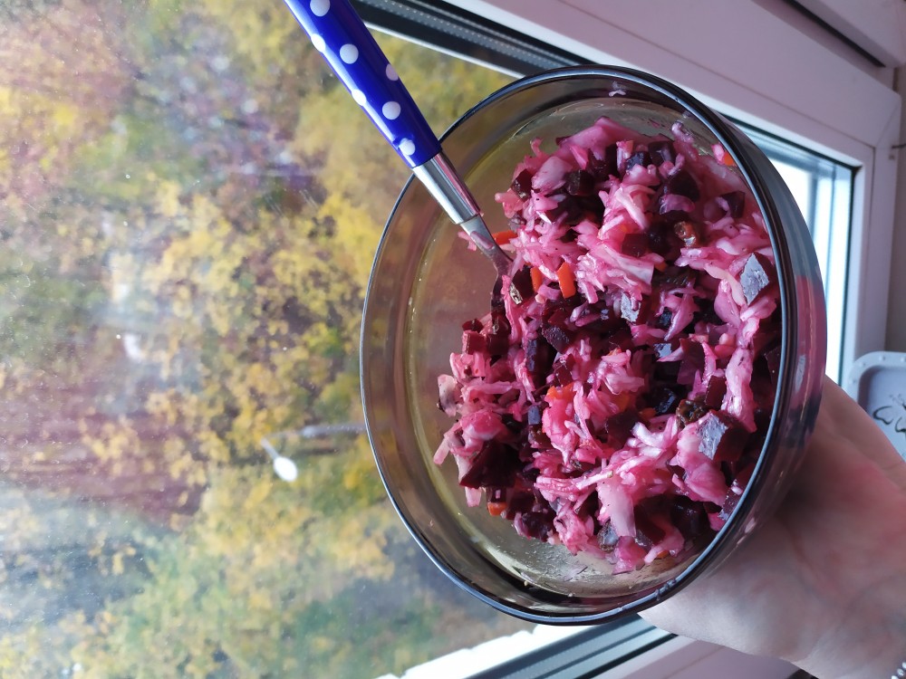 Салат из свеклы с изюмом «Марина» | Фоторецепт с подробным описанием от garant-artem.ru