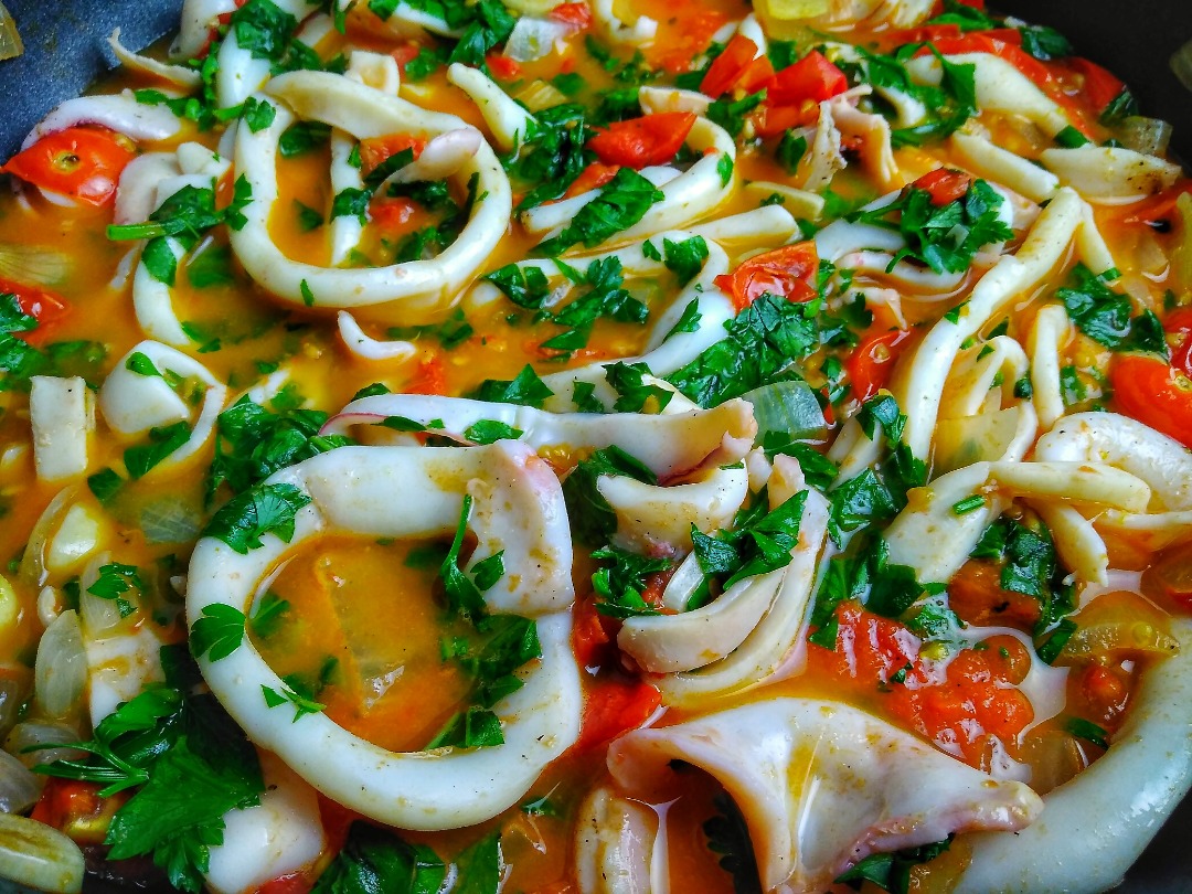 Соус с кальмарами к пасте