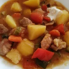 Жаркое со свининой и овощами