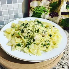 Паста с курицей и грибами 🍝