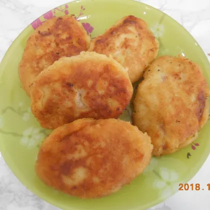 Зразы картофельные с мясом или грибами