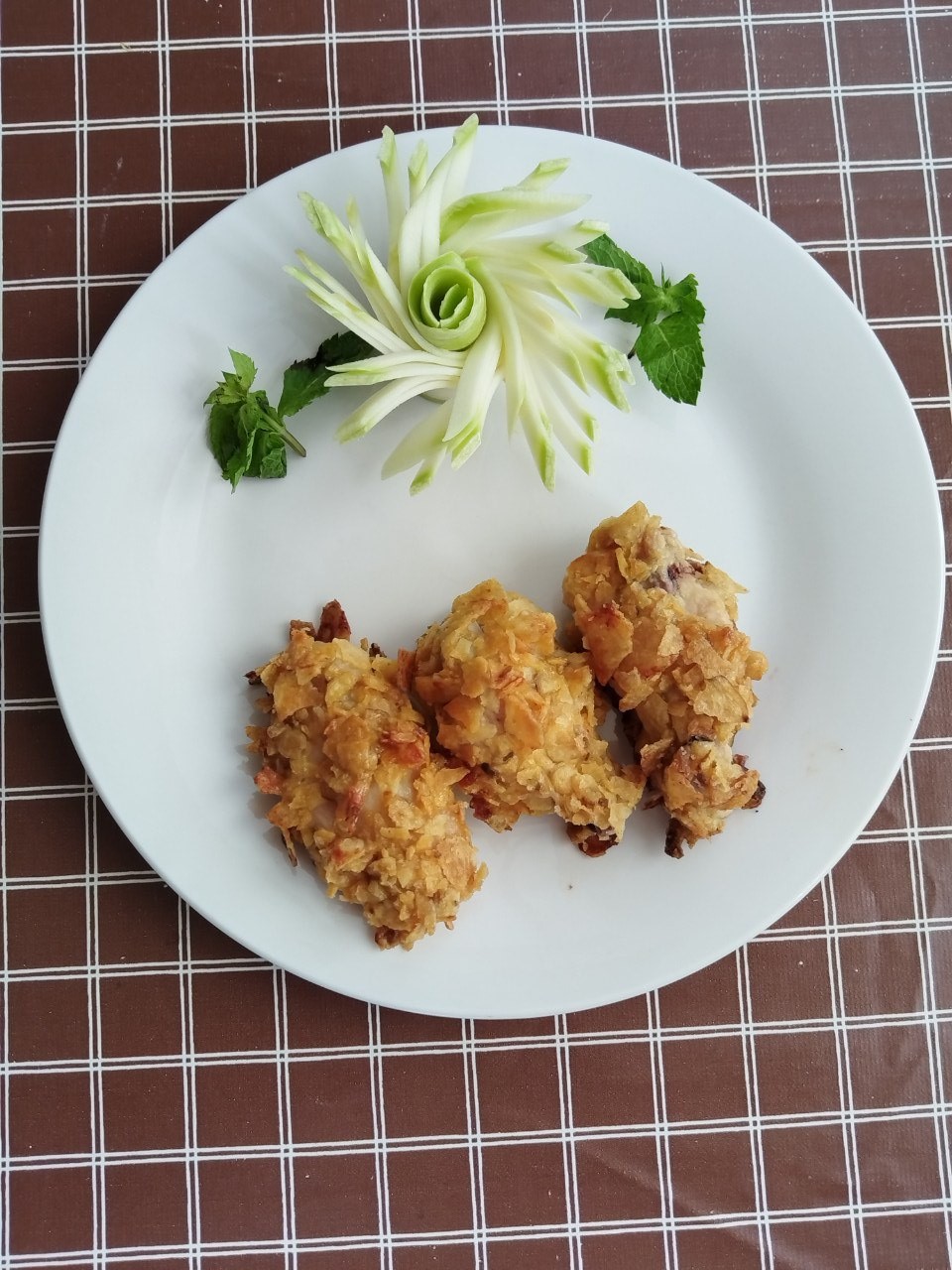 Куриные крылышки в чипсах