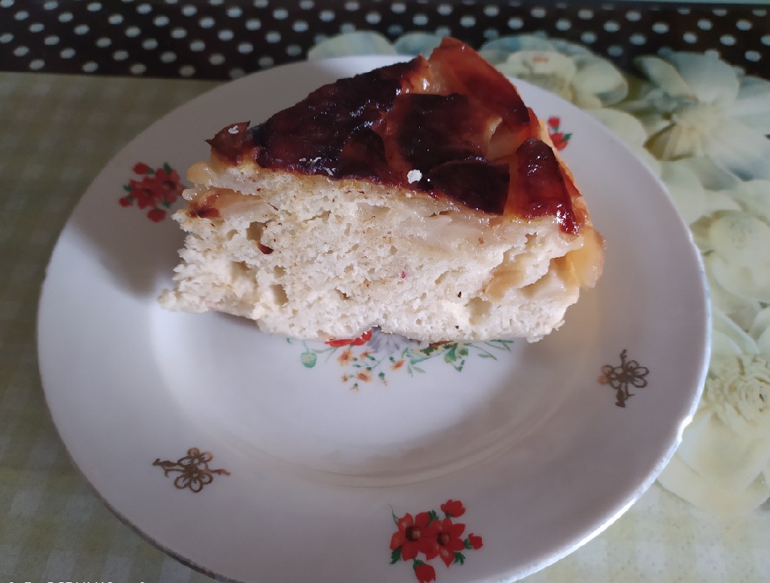 Как приготовить Пышный пирог Шарлотка с яблоками в мультиварке редмонд просто рецепт пошаговый