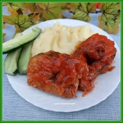 Щука с морковью в томатном соусе