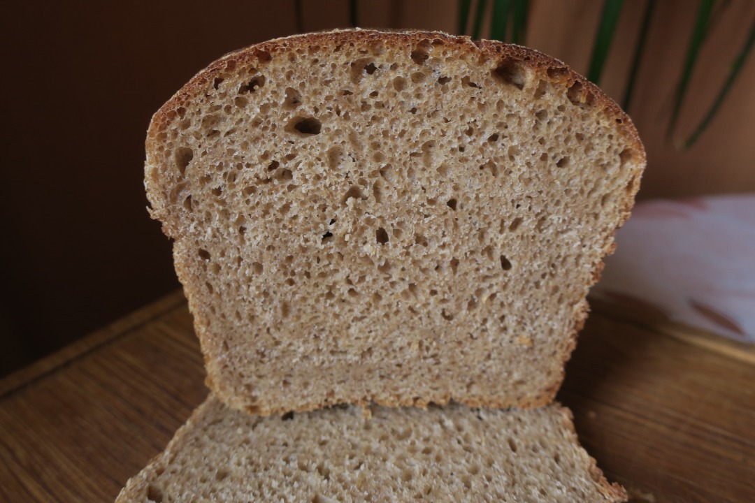 Хлеб на закваске пшенично-ржаной с кориандром