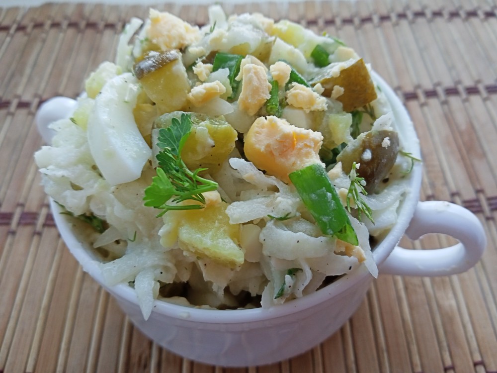Рецепт салата с курицей и солеными огурцами - 7 пошаговых фото в рецепте