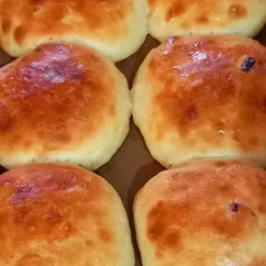 Булочки с изюмом