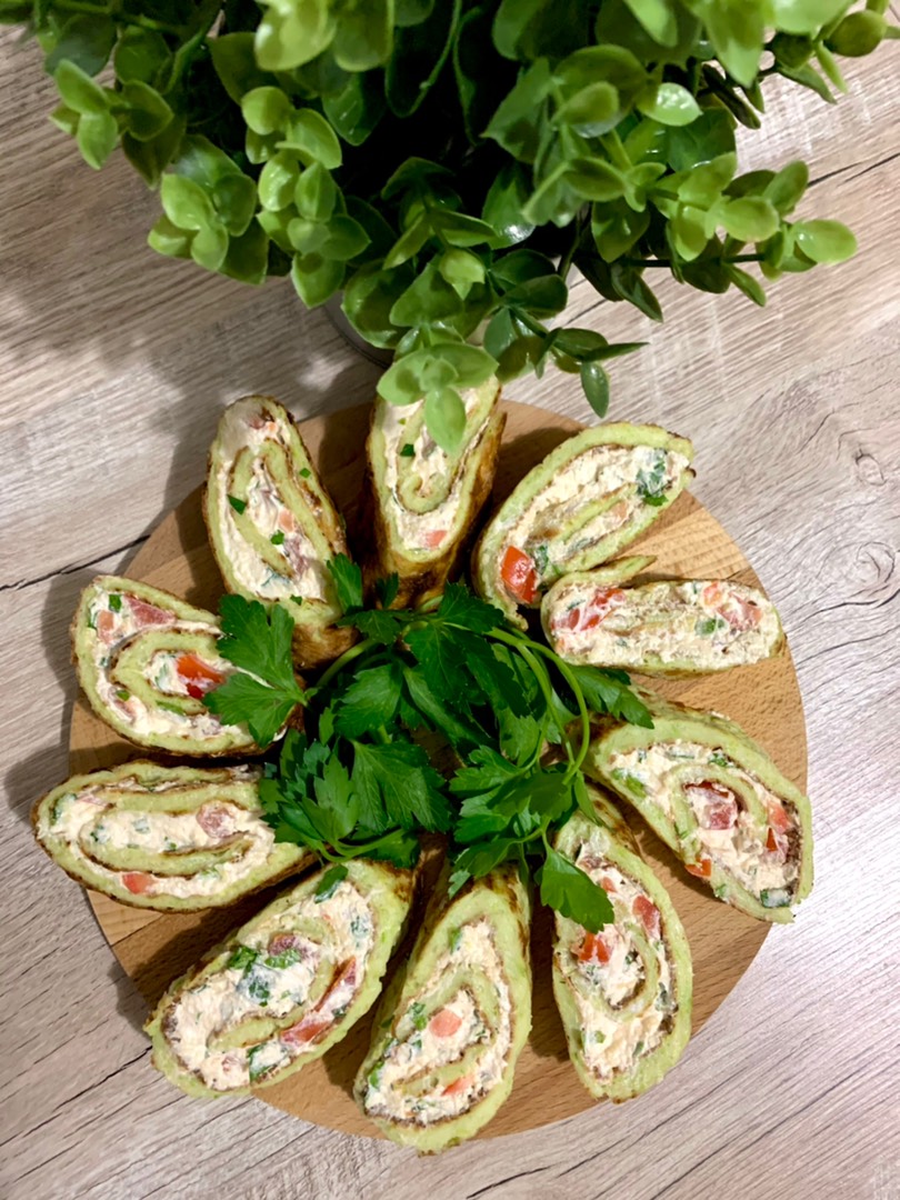 Кабачковые рулетики с начинкой