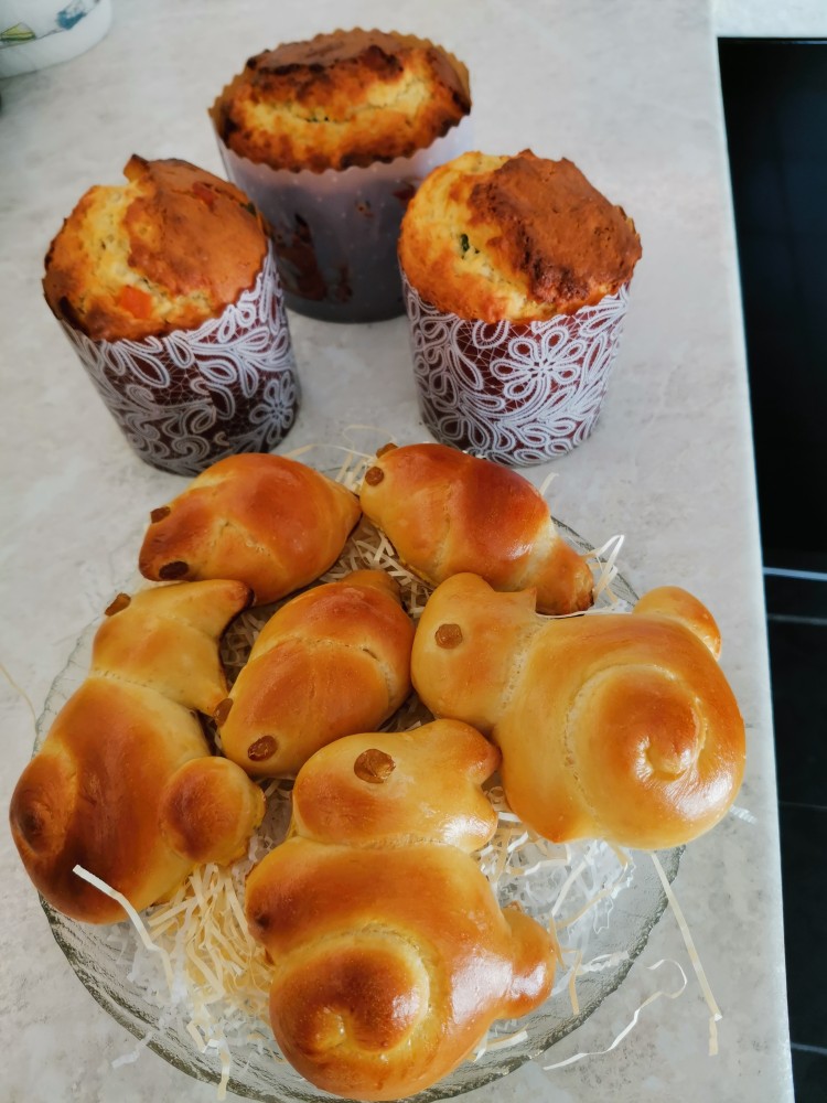 Пасхальные зайчики и жаворонки