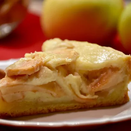 Яблочный пирог со сметанной заливкой