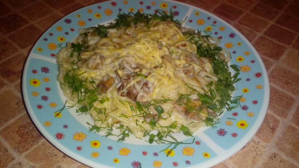 Лапша с грибами в сливках