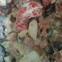 Салат с фасолью