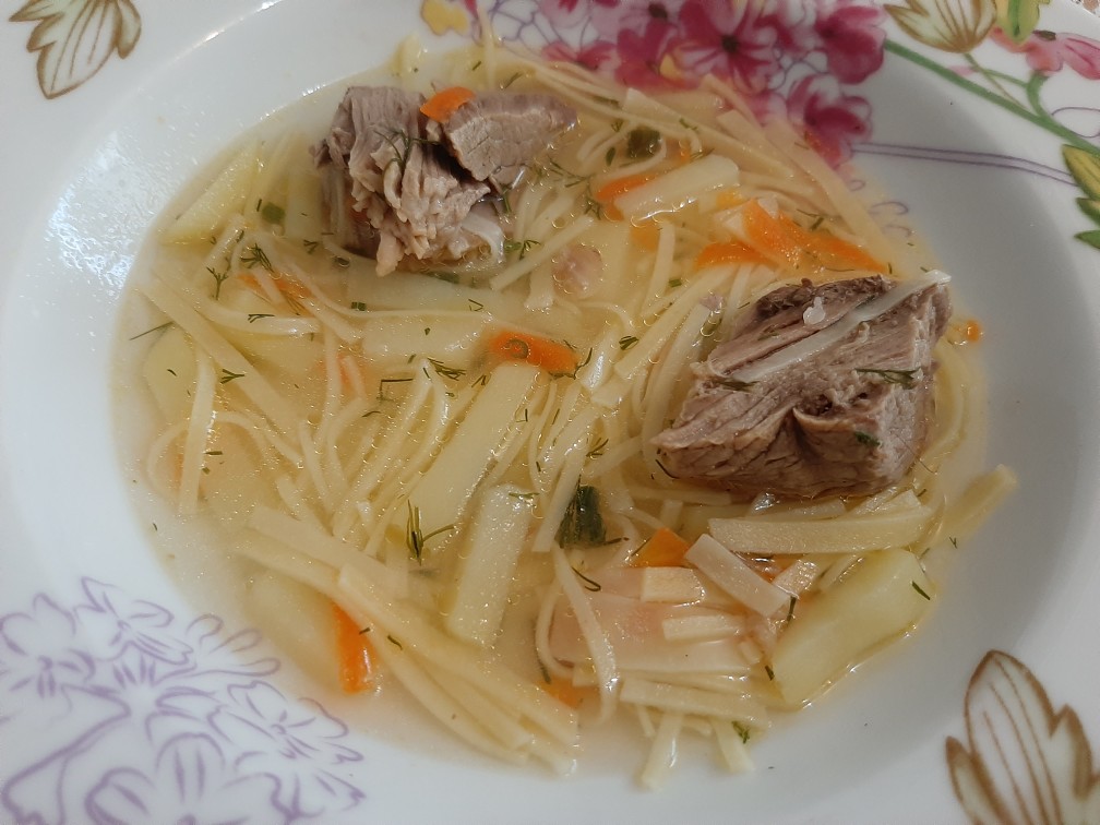 Лапша домашняя с говядиной
