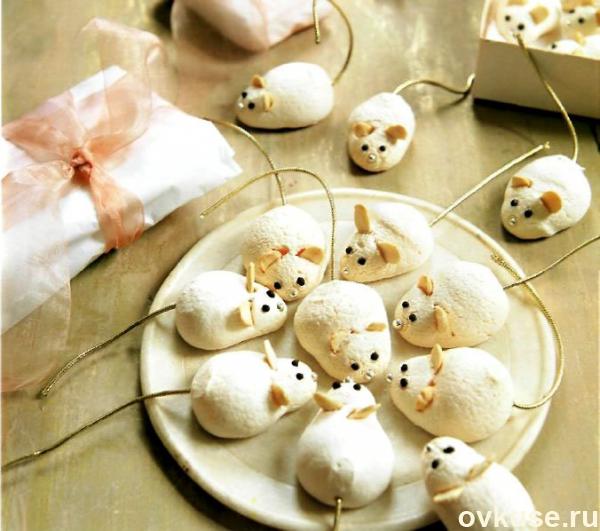 Пирожное 'Мышки-меренги'