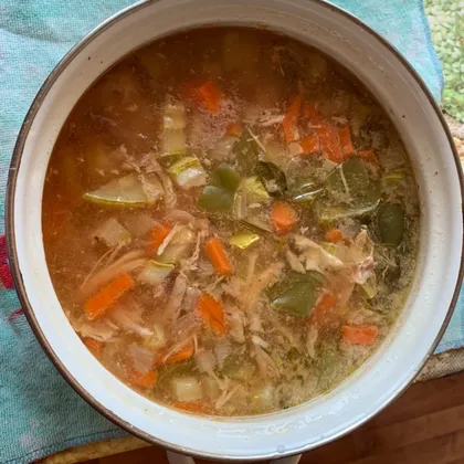 Куриный суп с кабачками