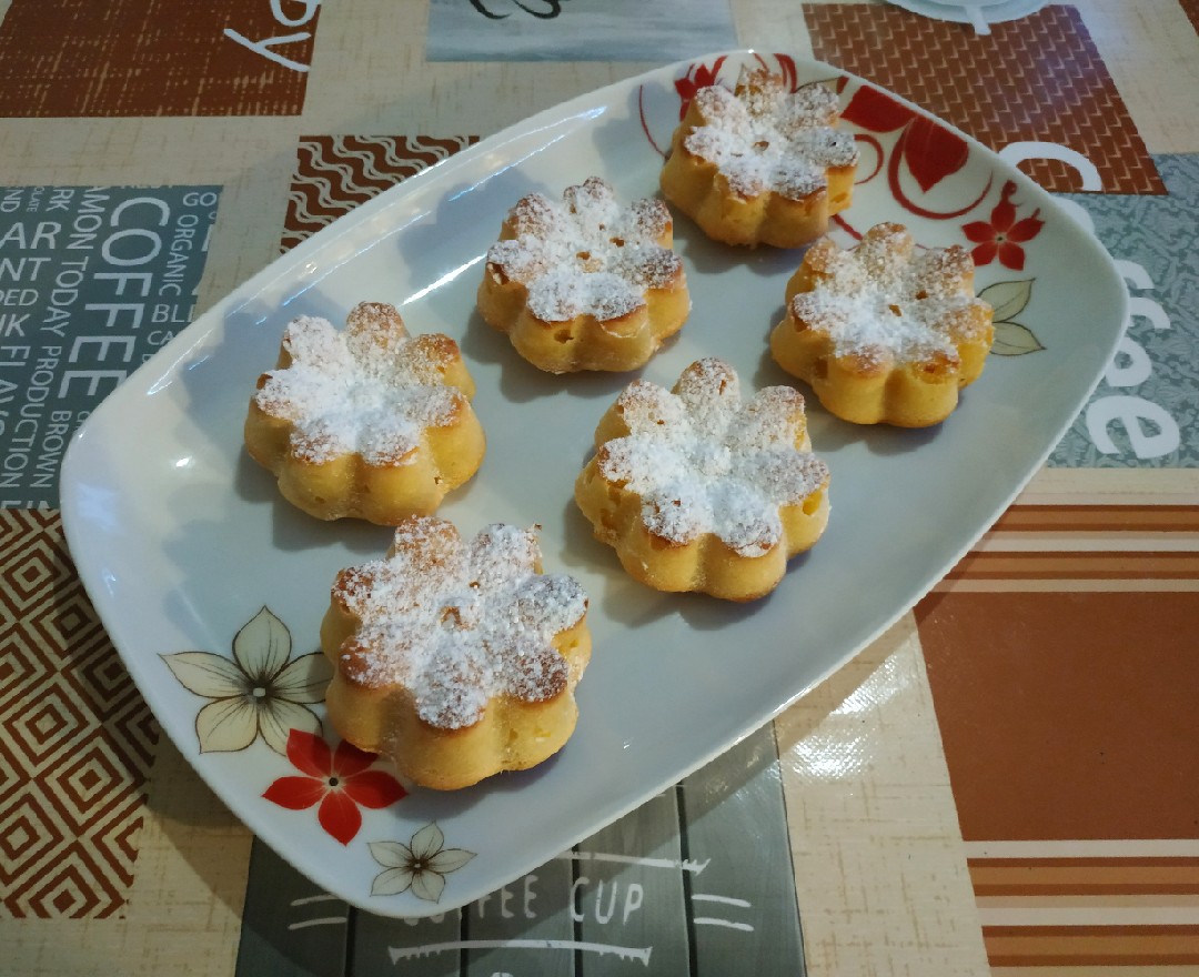 Творожные кексы с персиком