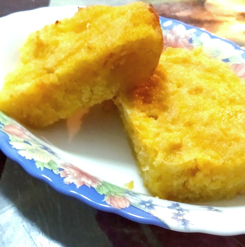 Тыквенный пирог на кефире с манкой и лимоном