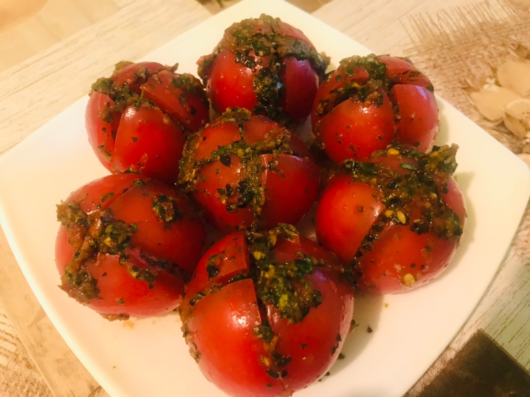 Что такое голые помидоры и почему все в восторге от этого простого рецепта