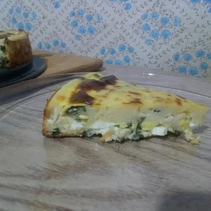 Вкуснейший заливной пирог с яйцом, сыром и зелёным луком. ;)