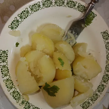 Варёная картошка в медленноварке 