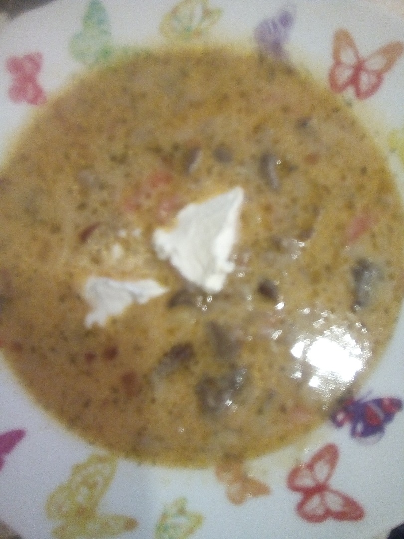Сливочный суп с пшеном и вешенками
