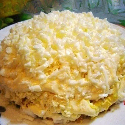 Салат Невеста с плавленым сыром и пекинской капустой
