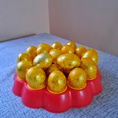 Солнечные пасхальные яйца