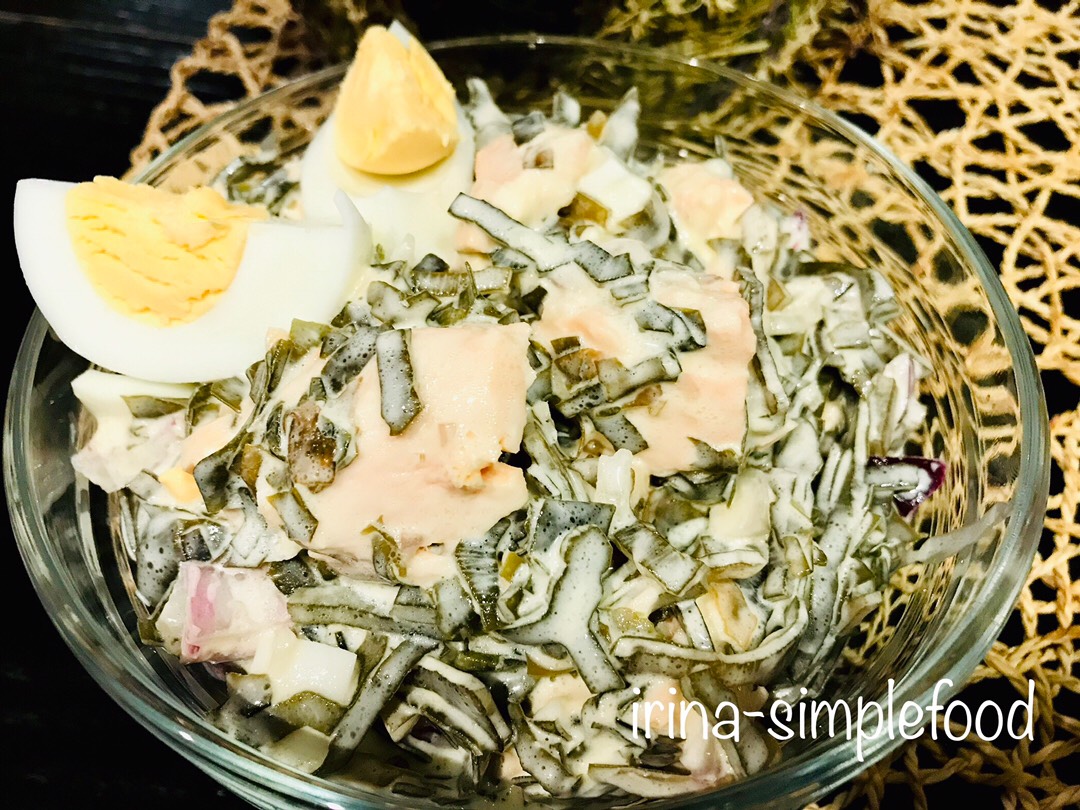 Салат с морской капустой – 11 простых и вкусных рецептов
