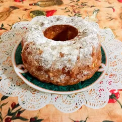 Шарлотка с яблоками и грушами