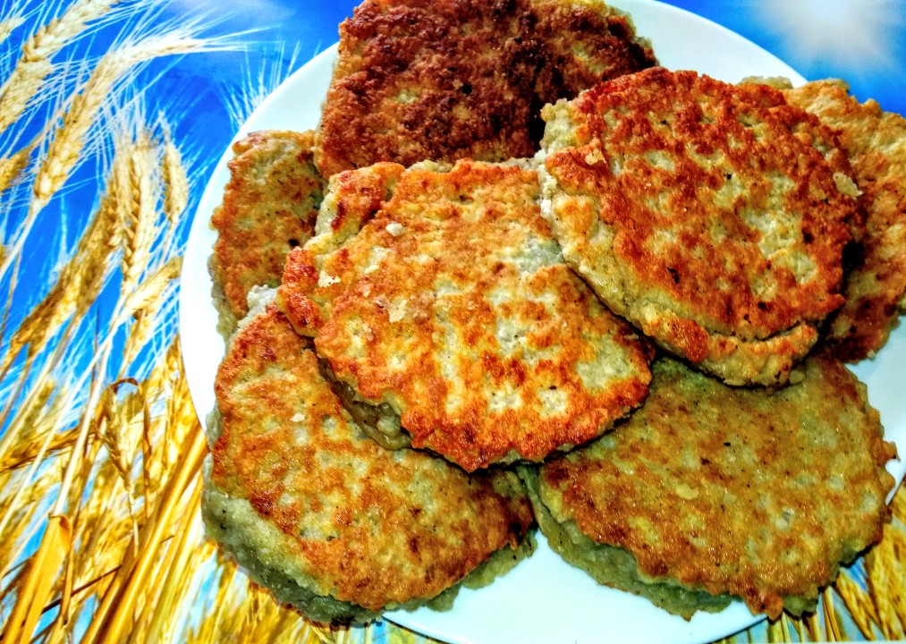 Вареные картофельные колдуны с мясом