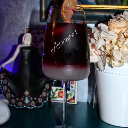 Tinto de Verano (Тинто де Верано) коктейль