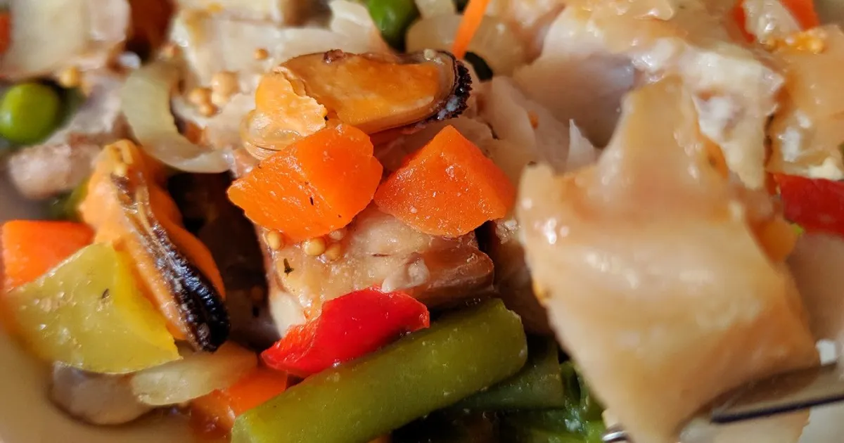 Мясо трески в духовке с овощами порционно рецепт с фото пошаговый от ...