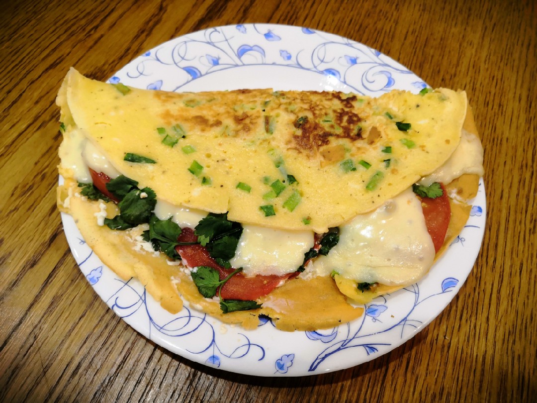 🌈Кукурузоблин с помидором и зеленью