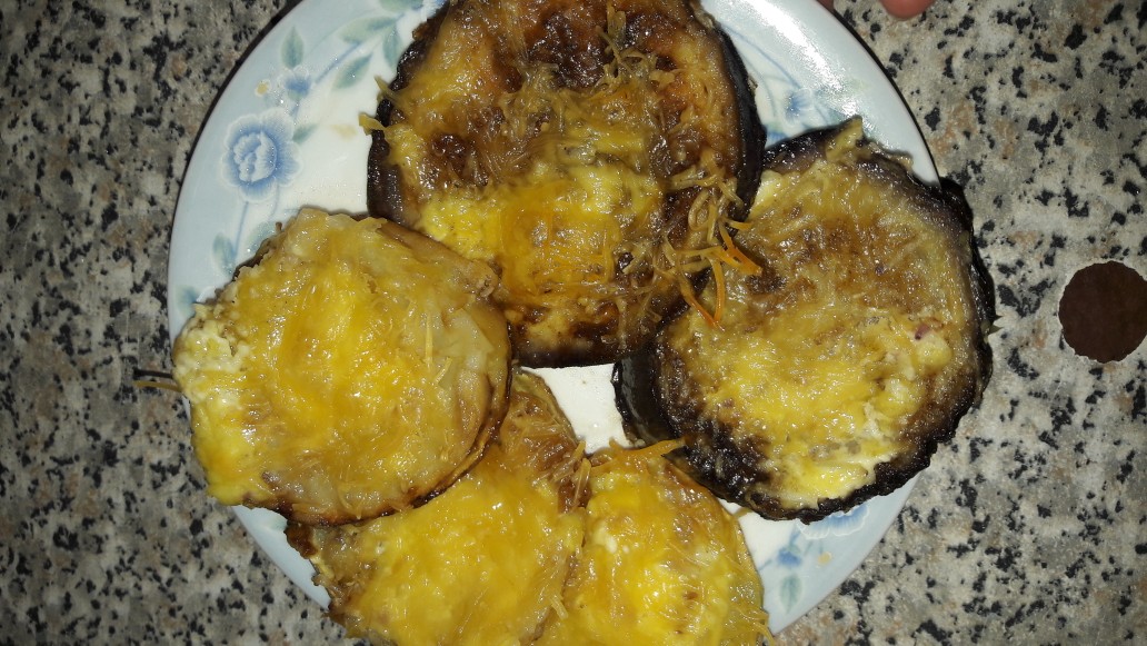 Баклажаны и кабачки под сыром