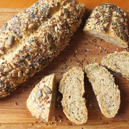 Мультизерновой хлеб с семечками и семенами