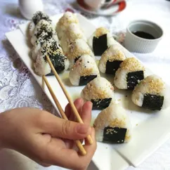 🍙 Онигири